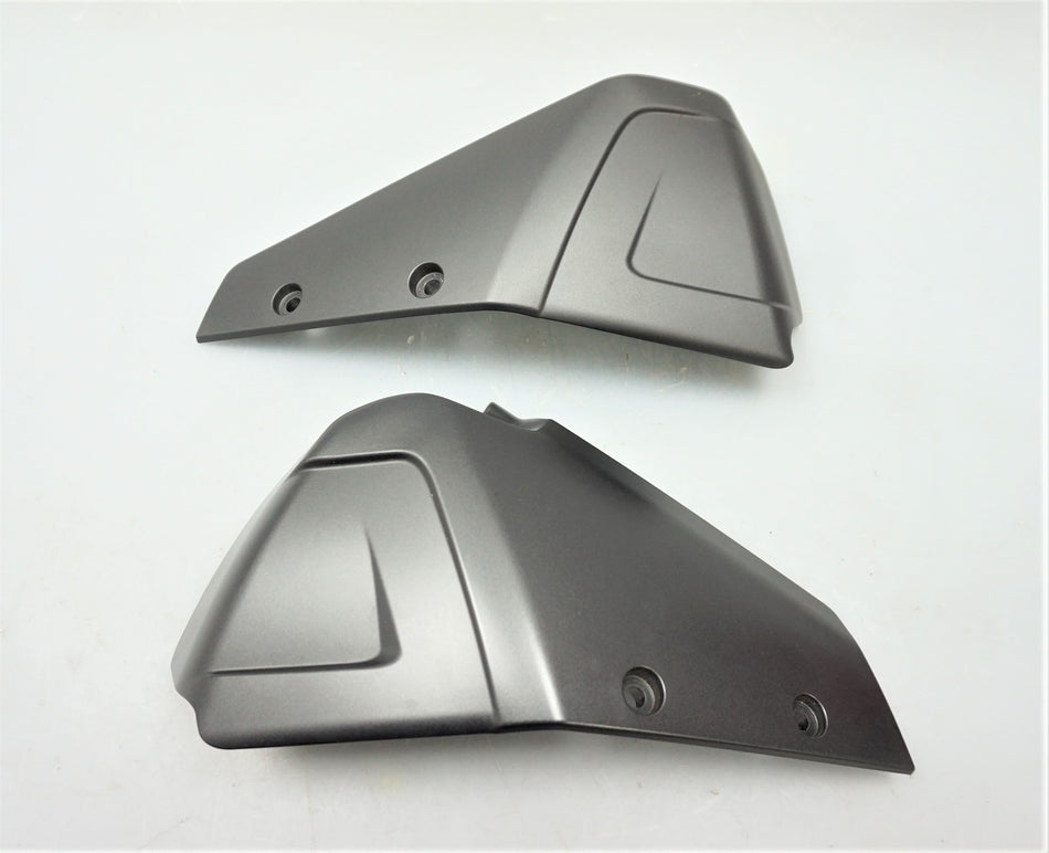 Seiten Abdeckung Verkleidung Cover Panel Harley Davidson Softail FXDR AT125