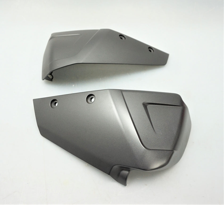 Seiten Abdeckung Verkleidung Cover Panel Harley Davidson Softail FXDR AT125