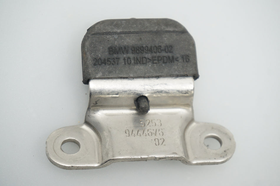 Halter Sitz Befestigung Seat Bracket chopper BMW R18 K34 M1210