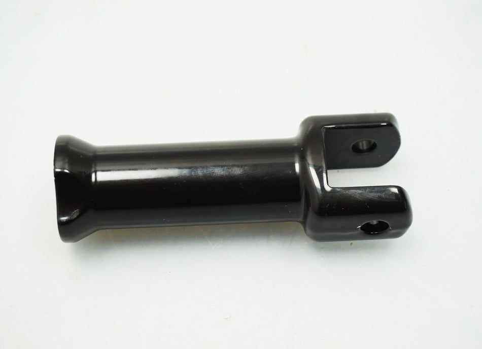 Halter Fußraste Sozius Holder 50500744 Harley Davidson Breakout Fat Boy Softail AT194