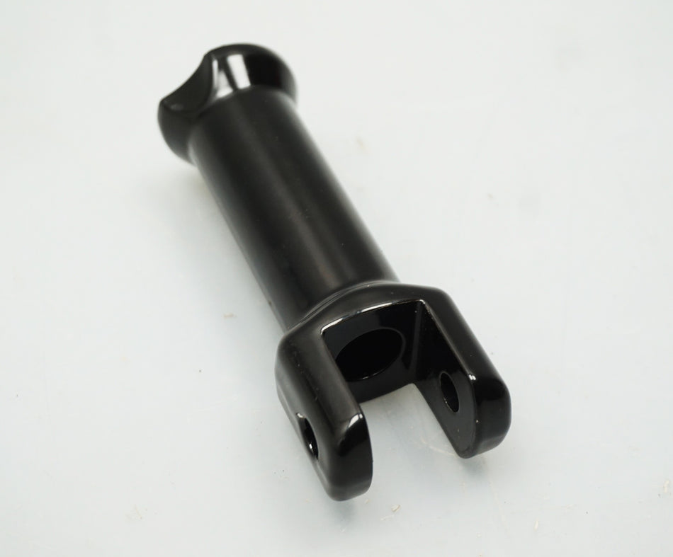Halter Fußraste Sozius Holder 50500744 Harley Davidson Breakout Fat Boy Softail AT194