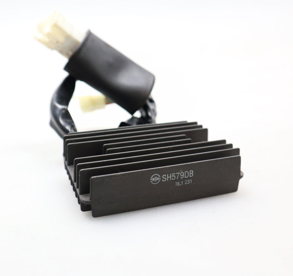 Regler Spannungsregler voltage regulator Honda VTX 1300 SC52 2006