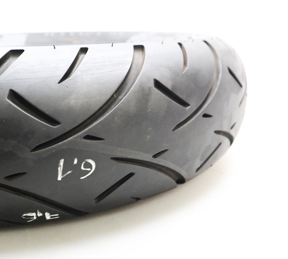 Metzeler ME888 Marathon Ultra 170 / 80 B15 M/C 77H Hinterrad Reifen DOT 0921