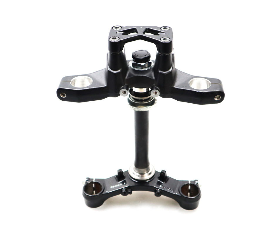 Gabelbrücke unten / oben Gabel Fork Triple Yoke Suzuki GSX-S 125