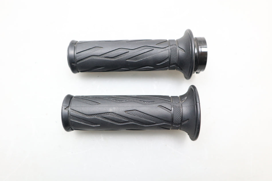 Griff Gasgriff Gasrohr Grips Suzuki GSX-R 125 / GSX-S 125 2017-