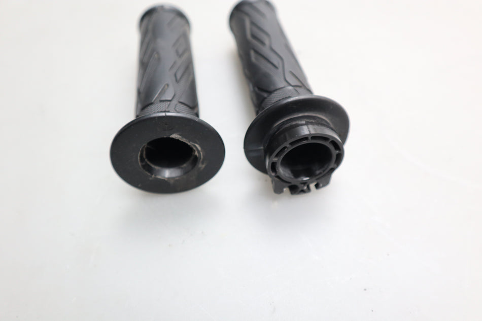 Griff Gasgriff Gasrohr Grips Suzuki GSX-R 125 / GSX-S 125 2017-