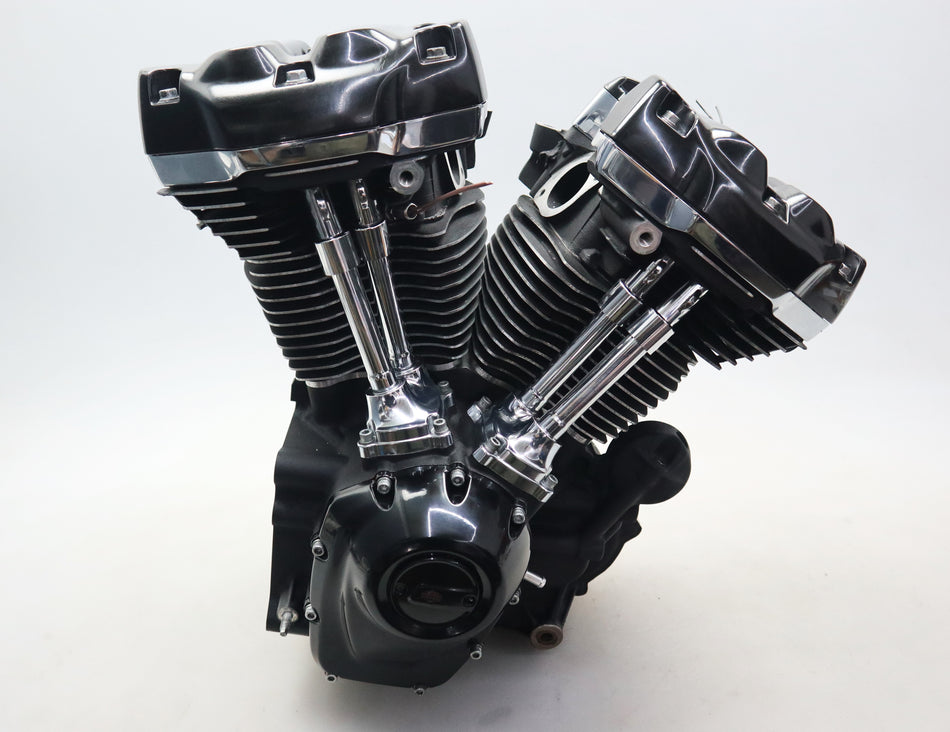 114 Motor Motorblock Zylinderkopf 29tkm Engine Harley M8 Touring 2020