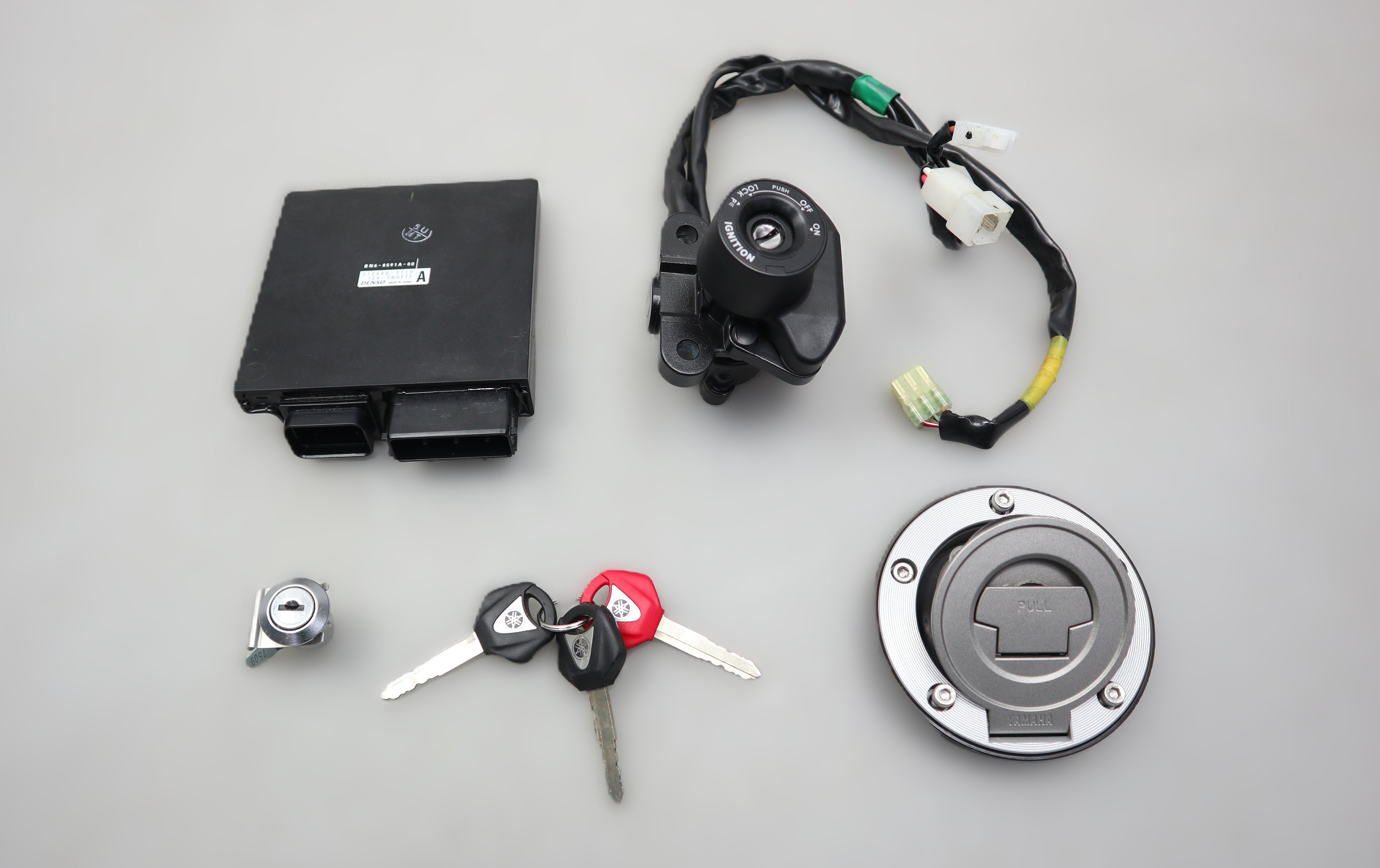 Schloßsatz Zündschloss Schlüssel BN6-W8250-00 Key Lock Yamaha YZF R6 RJ27 2017-2020