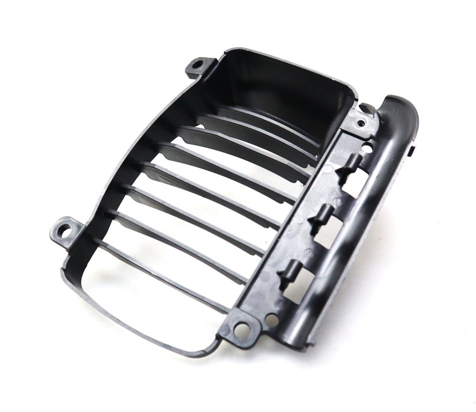 Abdeckung Wasserkühler links Gitter Verkleidung Cover 577187 Piaggio Vespa GTS 125 250 300