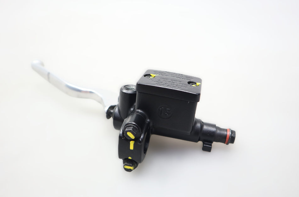 Bremspumpe L Bremszylinder CM325802 Brake Cylinder Piaggio Vespa GTS 125 300 310 2023-.
