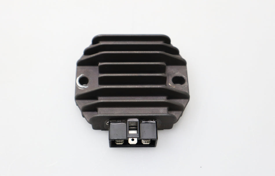 Regler Spannungsregler Regulator Piaggio Vespa Primavera Sprint 125 iGet 2014-