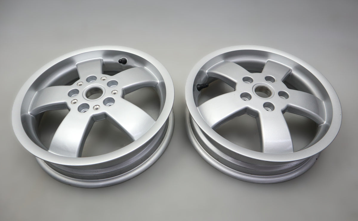 Felge vorne hinten Vorderrad Hinterrad Wheel Set Piaggio Vespa GTS 125 300 310 II