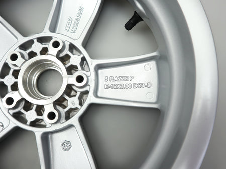 Felge vorne hinten Vorderrad Hinterrad Wheel Set Piaggio Vespa GTS 125 300 310 II