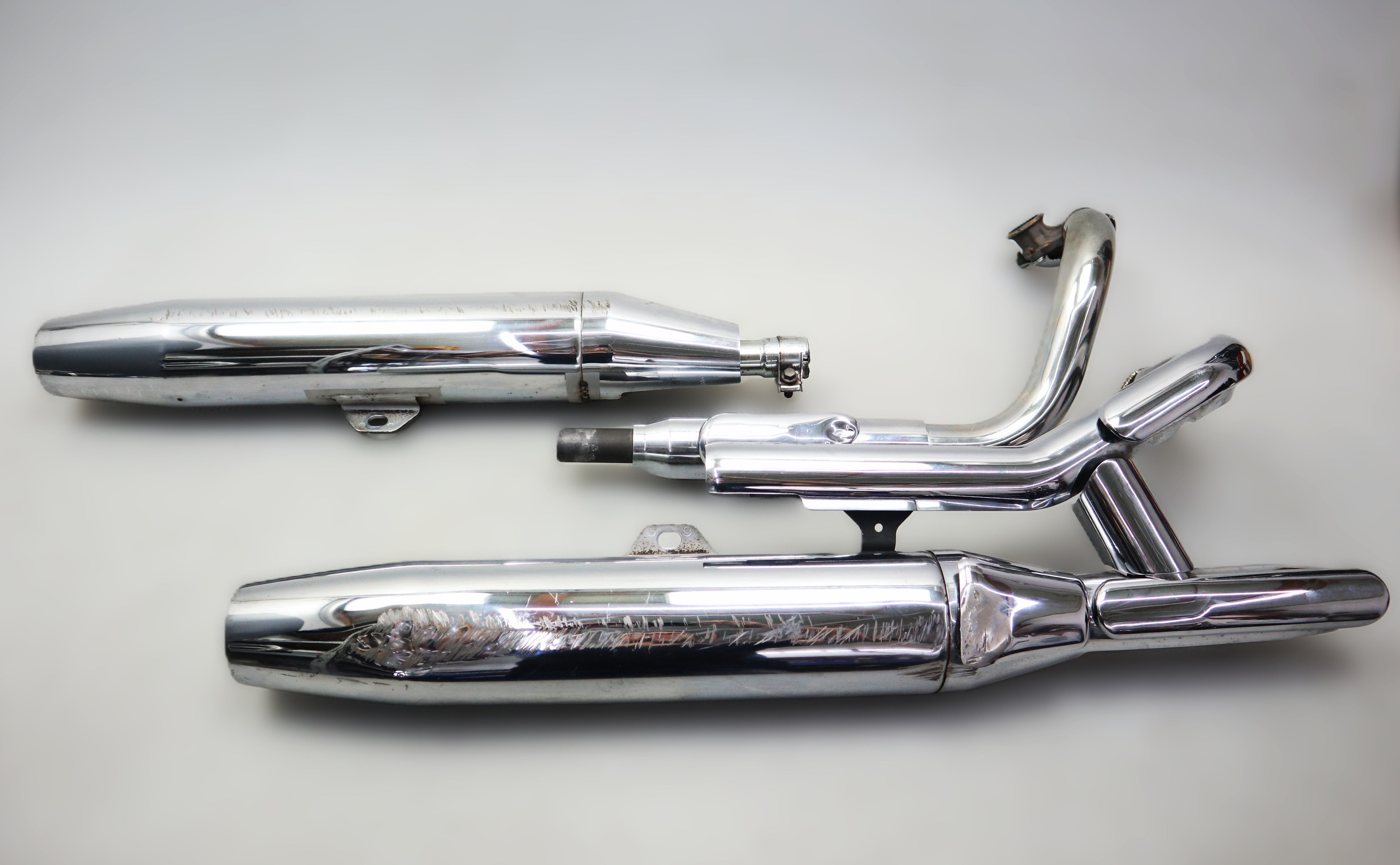 Auspuff Krümmer Endschalldämpfer Exhaust Yamaha XVS 650 VM04 Dragstar Classic