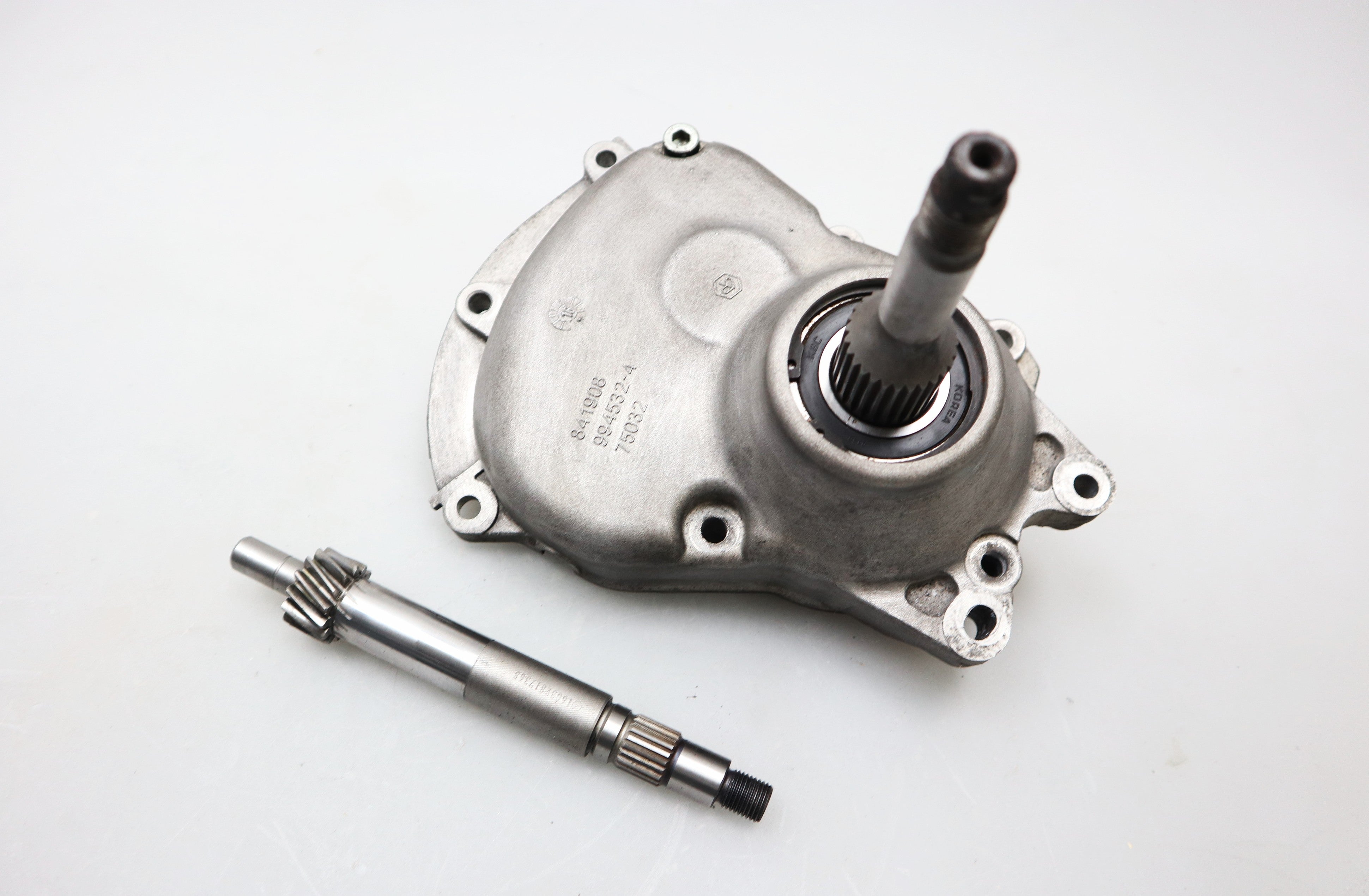 Vespa GTS300 Getriebe rear wheel Axle