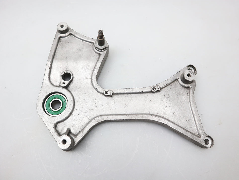 Auspuff Endschalldämpfer Halter Schwinge Exhaust Piaggio Vespa GTS 300 2014-