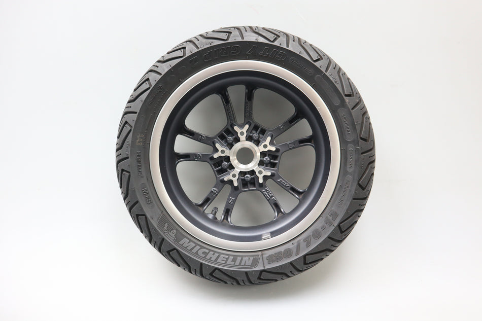 Felge hinten Hinterrad 3.0 x 12 Rear Wheel Piaggio Vespa GTS 125 300 310 2023