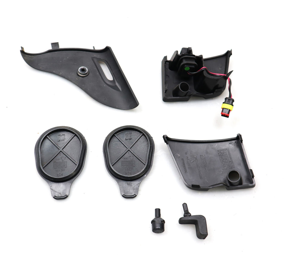 Verkleidung Abdeckung USB Cover Piaggio Vespa Primavera 50 125 150