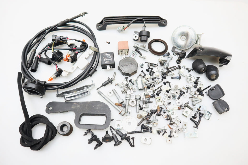 Schraubensatz Schrauben Screw Mutter Bolts Vespa Primavera 50 2019