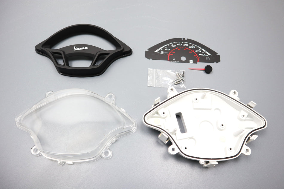 Tachogehäuse Tacho Cockpit Speedometer Cover Piaggio Vespa GTS 125 300 2014-