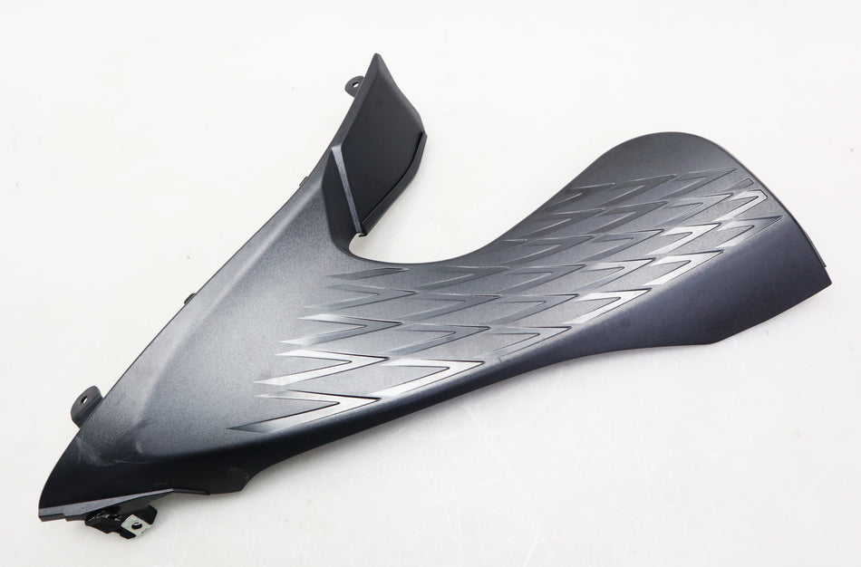 Seiten Verkleidung rechts Abdeckung Cover 94476-10L00 Suzuki GSX 1300 R Hayabusa 2021-