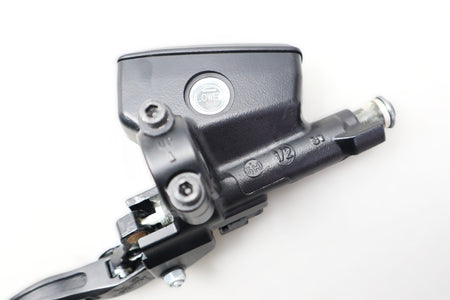 Kupplungspumpe Kupplungszylinder 59800-10L00-000 Clutch Cylinder Suzuki GSX 1300 R Hayabusa 21-