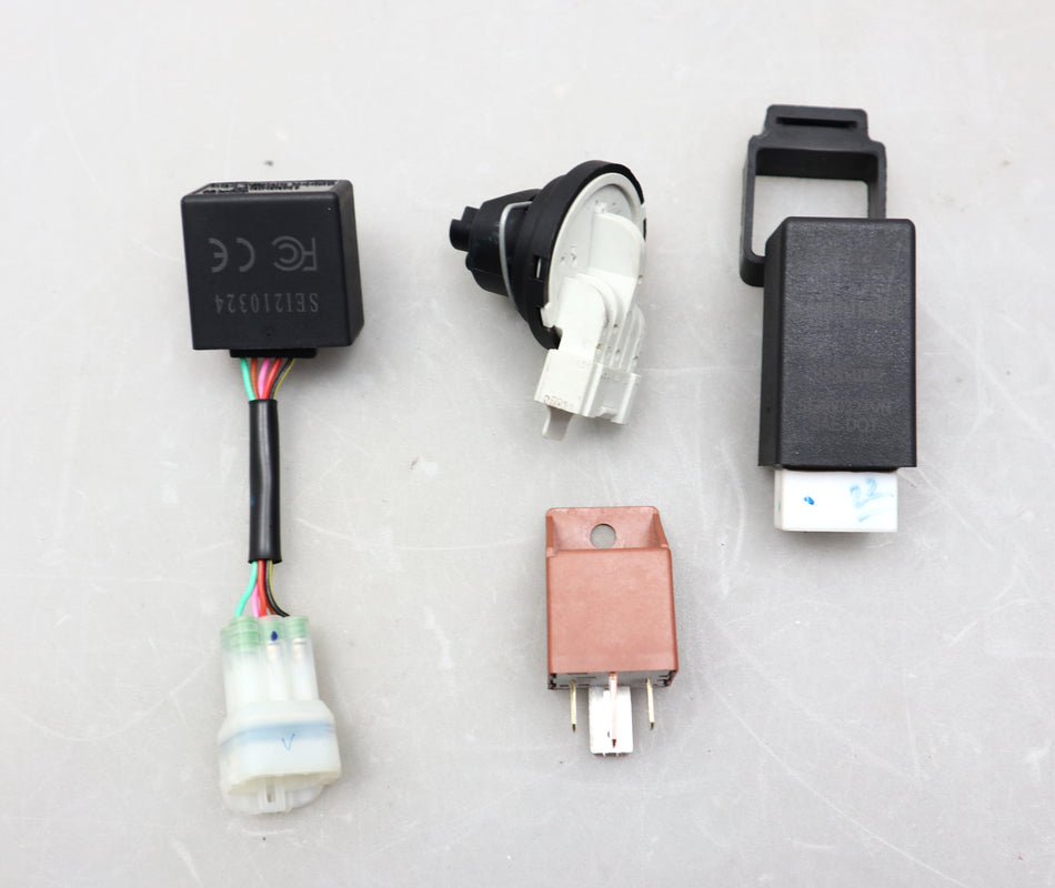 Blinker Relais Sensor Relay 1D004022 / 1D003676 Piaggio Vespa Primavera Sprint 50 2024
