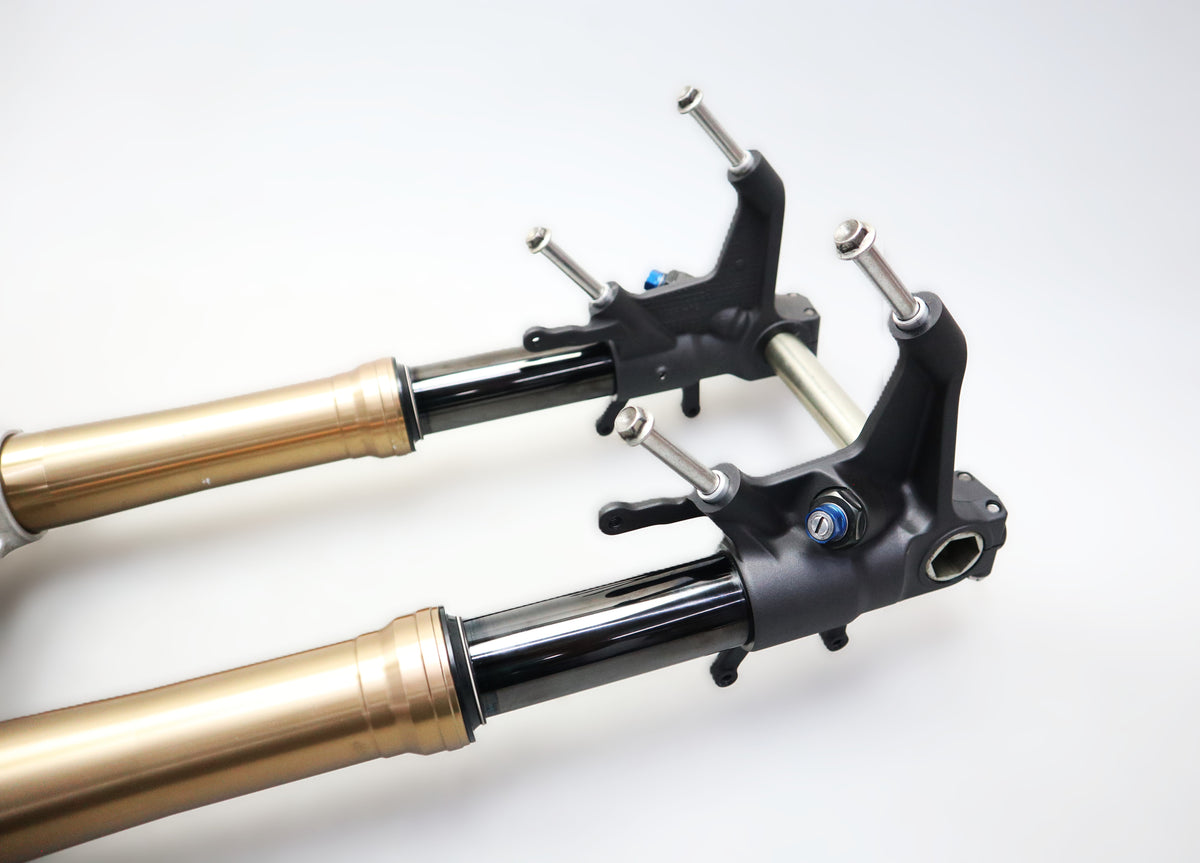 USD Gabel Gabelholm 51103-21H01-00 / 51104-21H00-000 Fork Suspension Suzuki GSXR 1000 K7 K8