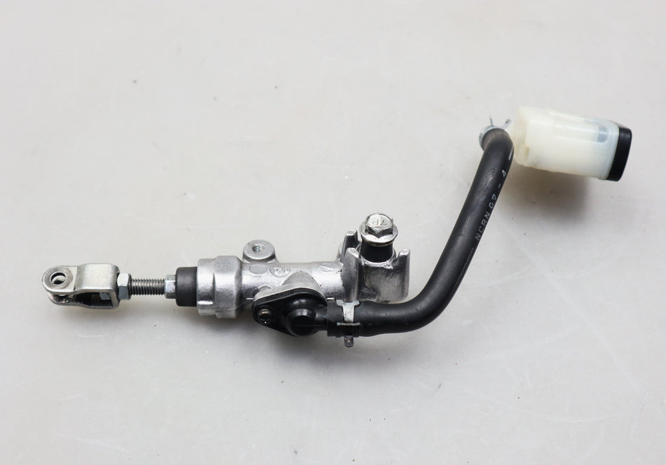 Bremspumpe Bremszylinder Brake Cylinder 69600-16G00-000 Suzuki GSX-R 1000 K3 K4 K5 K6 K7 K8