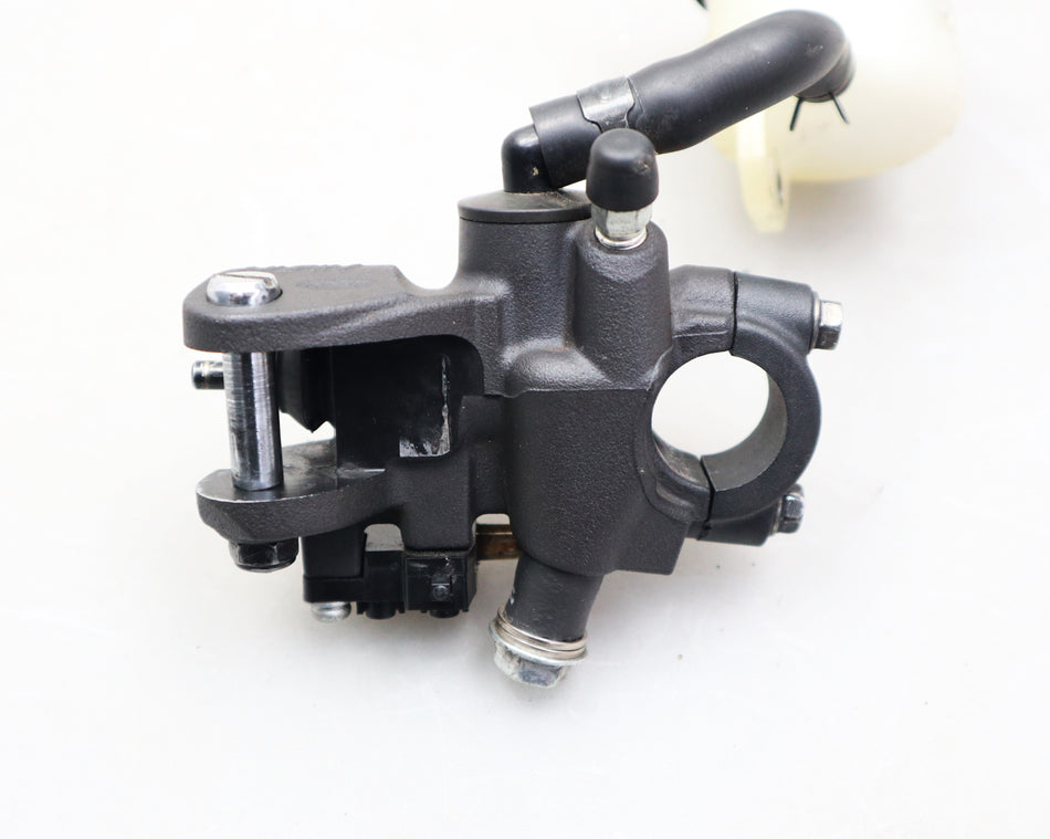 Bremspumpe Bremszylinder Brake Cylinder 59600-47H10-000 Suzuki GSX-R 1000 K5 K6 K7 K8 2005-2008