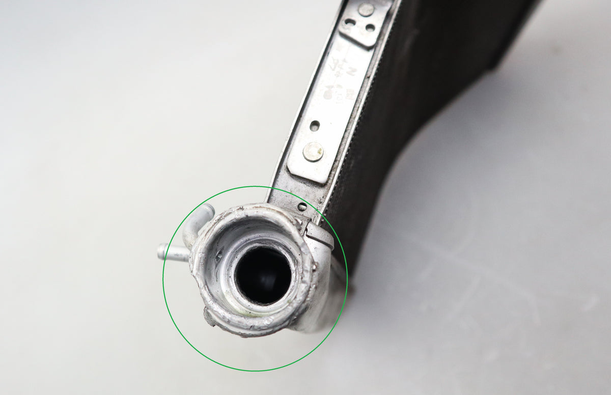 Wasserkühler Kühler 17710-21H00-000 Radiator Cooler Suzuki GSX-R 1000 K7 K8 2007-2008