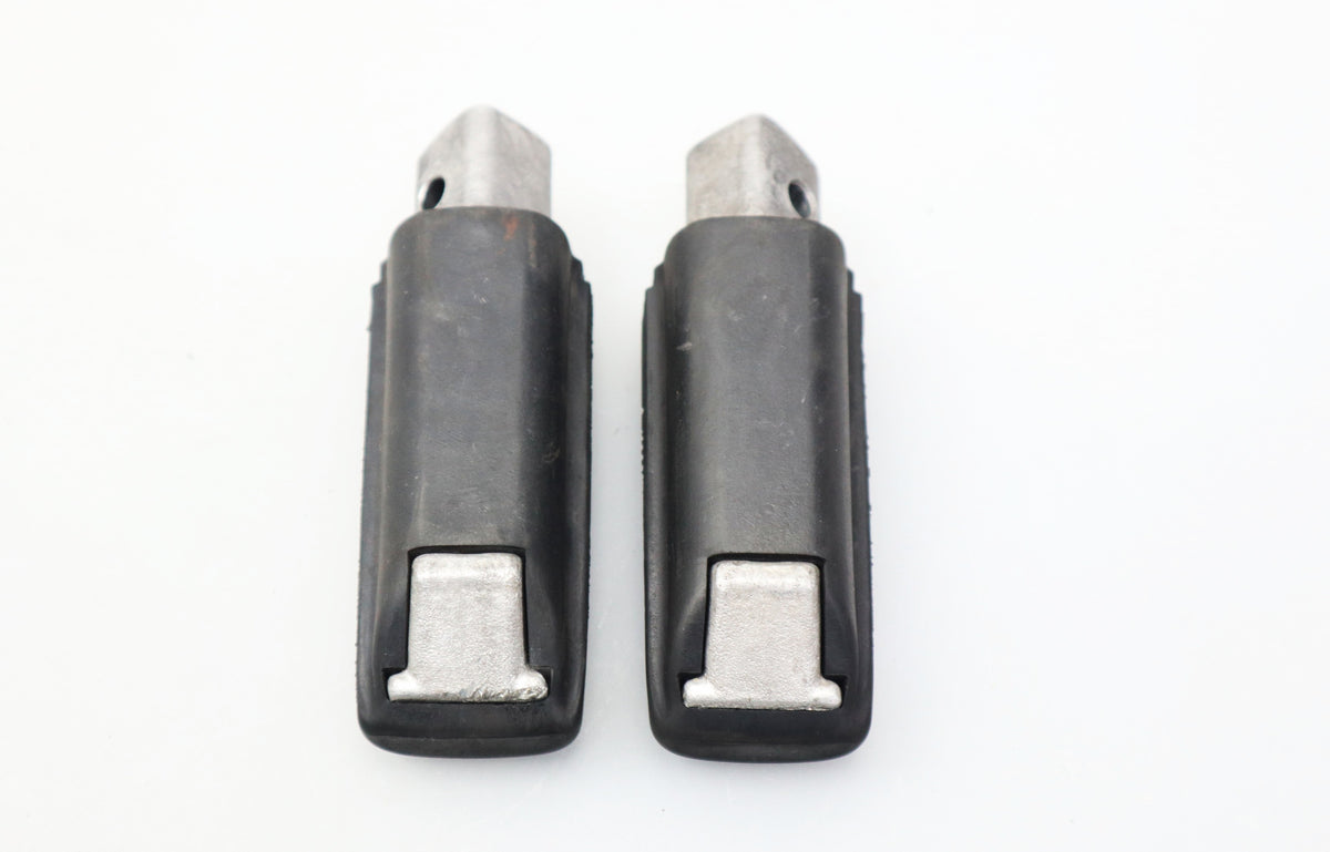 Fußraste hinten 4671-1454535 4671-1454536 foot peg BMW R 65 80 100
