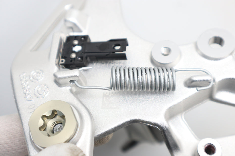 Fußrastenanlage vorne rechts 46719457882 Fußraste foot peg BMW R Nine T Pure 2020-
