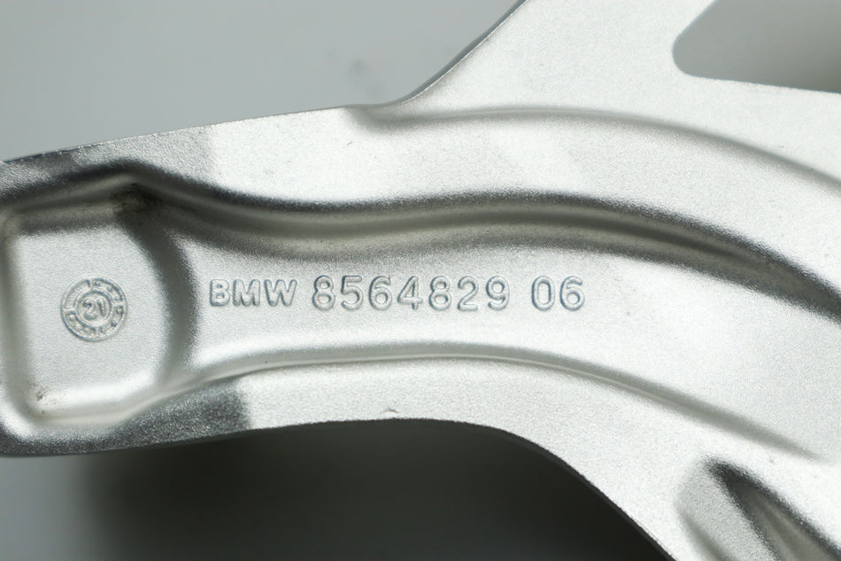 Fußrastenanlage hinten links 46718564829 Sozius Fußraste foot peg BMW F 750 800 850 GS K80 K81