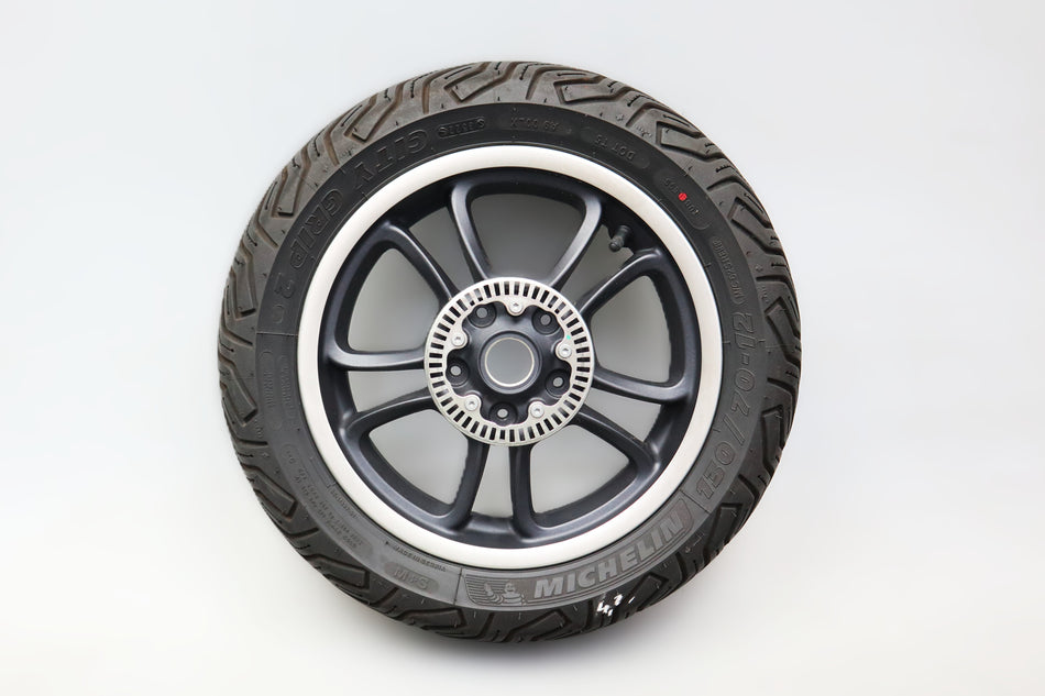 Felge Hinterrad Reifen 130 / 70 - 12 Wheel 1C007033 Piaggio Vespa GTS 125 300 310