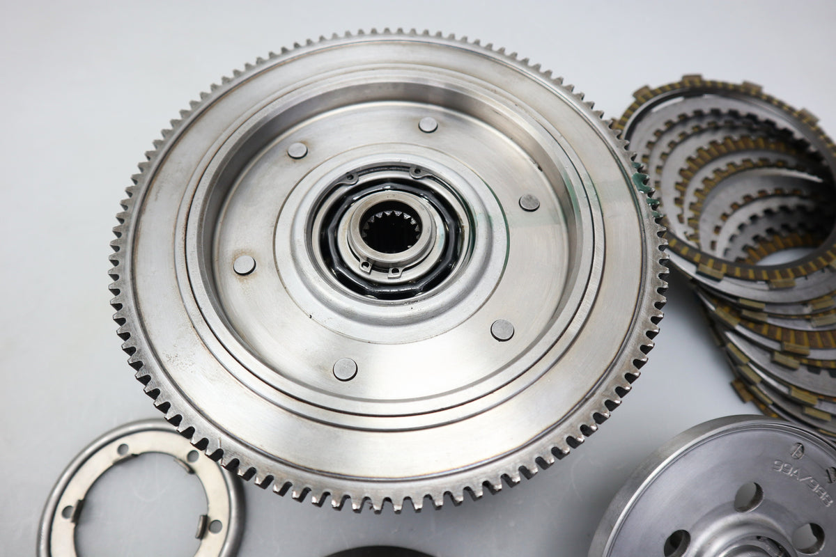 Kupplungskorb Kupplung 37554-06A 37813-06A Clutch Harley Street Glide 96 Touring FLHX