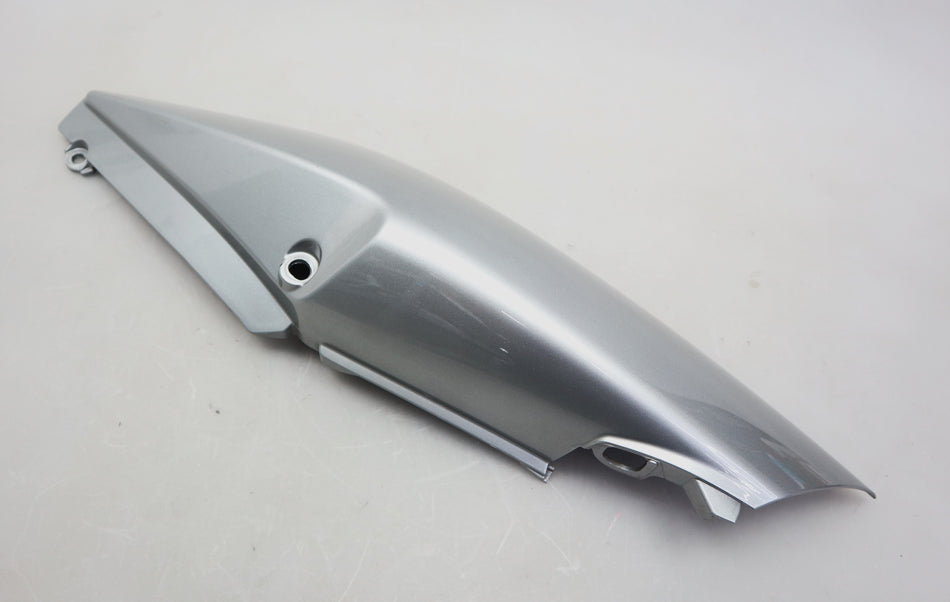 Heckverkleidung rechts Verkleidung Fairing Cover 77310-MERA-D000 Honda CBF 600 PC38 2004-2007