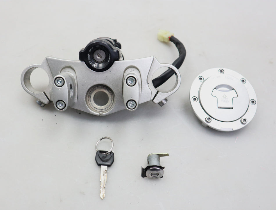 Schloßsatz Schlüssel Tankdeckel Gabelbrücke Zündschloss Honda CBF 600 PC38