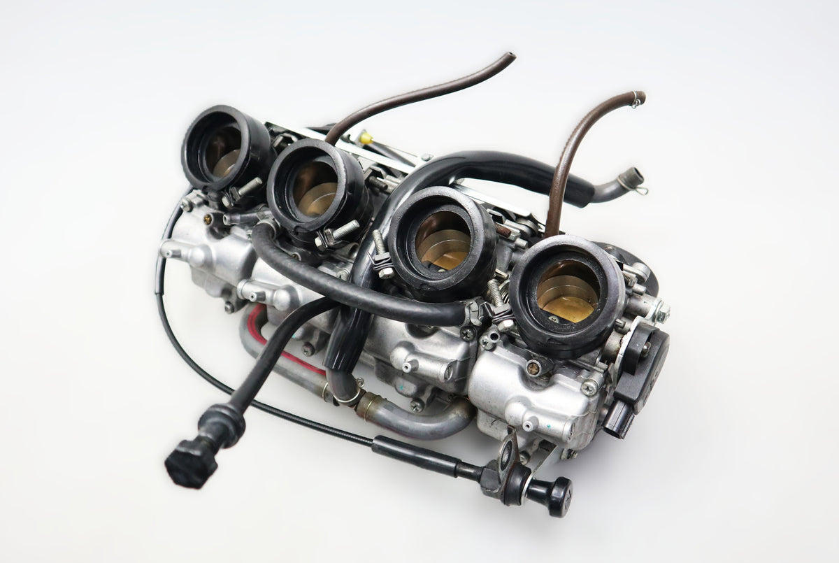 Vergaser Carburetor Assy 16100-MER-D01 16100-MER-D02 Honda CBF 600 PC38 04-06