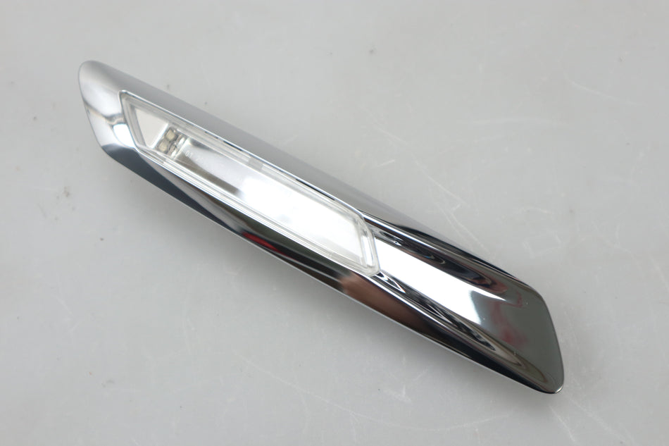 Zusatzblinkleuchte links Blinker Indicator Light BMW 5er F10 F11 M2642