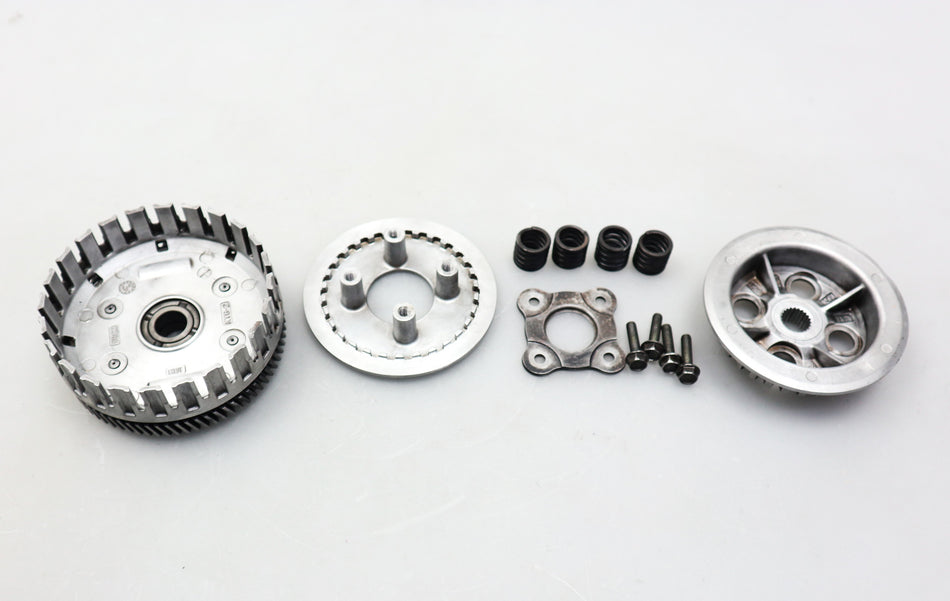 Kupplung Kupplungskorb Clutch Engine Honda CB 125 R JC95 2025