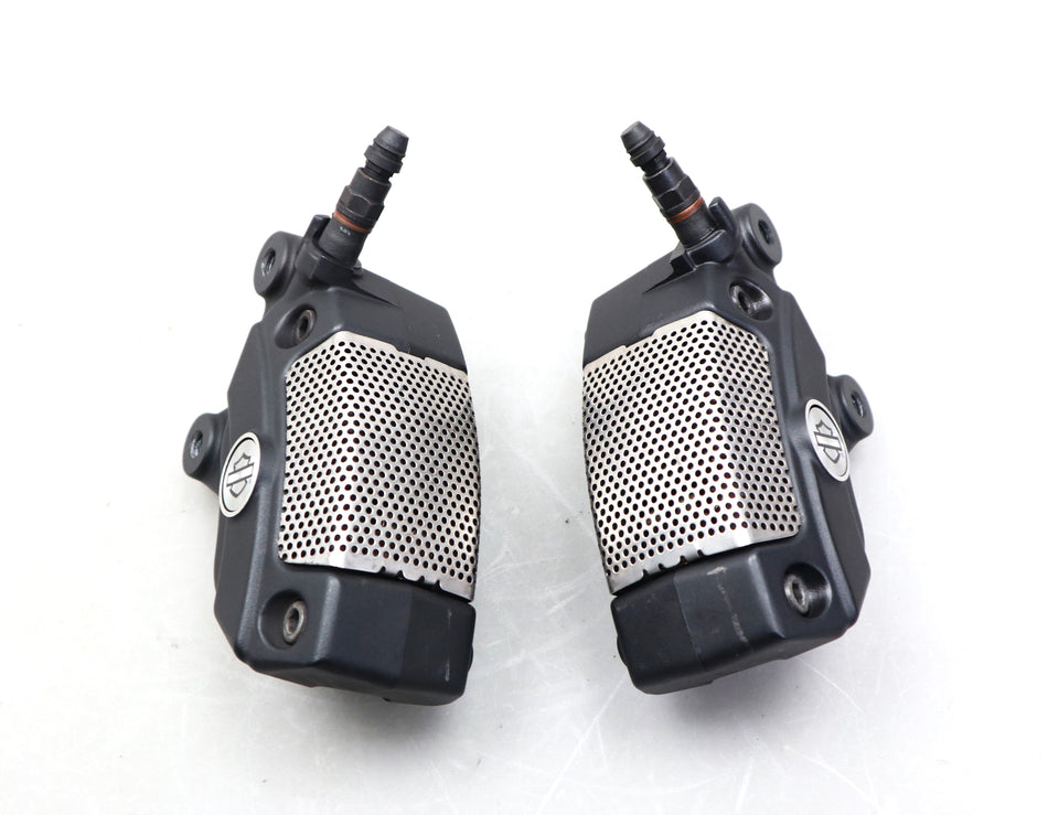 Bremssattel Bremszange vorne Brake Caliper 43027-08 / 44023-08 Harley Touring Street Road King Glide