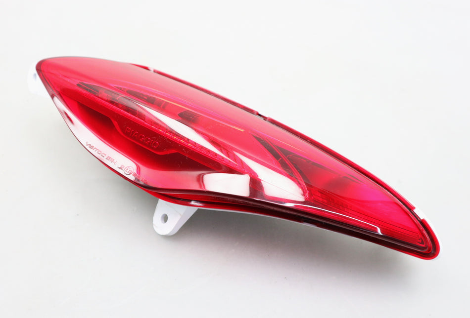 Rücklicht links Rückleuchte Blinker Tail Light 1D004128 Piaggio Beverly 400 HPE 2021-