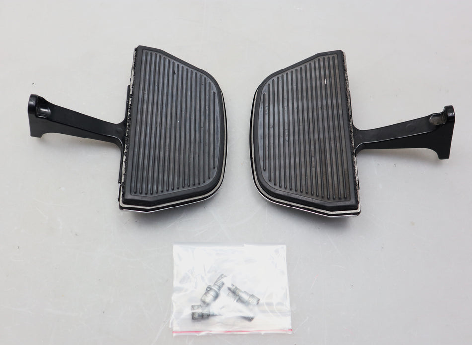 Trittbretter Sozius Fußraste Footboard 50606-06 / 50613-91A / 52719-10 Harley Davidson Touring Road King Street Glide