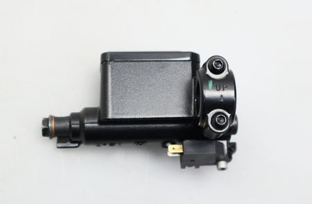 Bremspumpe rechts Bremszylinder CM305501 Brake Cylinder Piaggio Beverly 400 HPE
