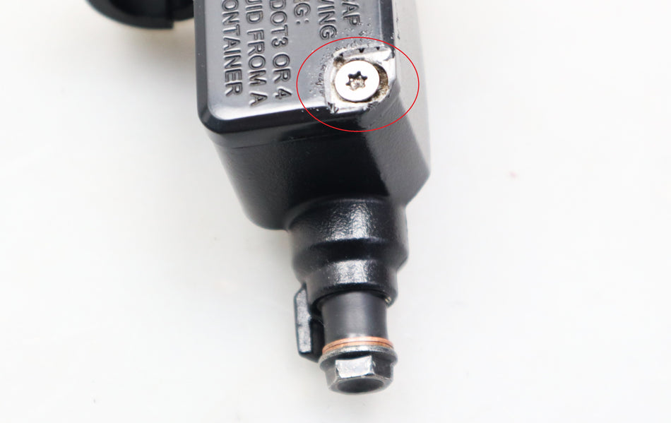 Bremspumpe links Bremszylinder CM305502 Brake Cylinder Piaggio Beverly 400 HPE 21-