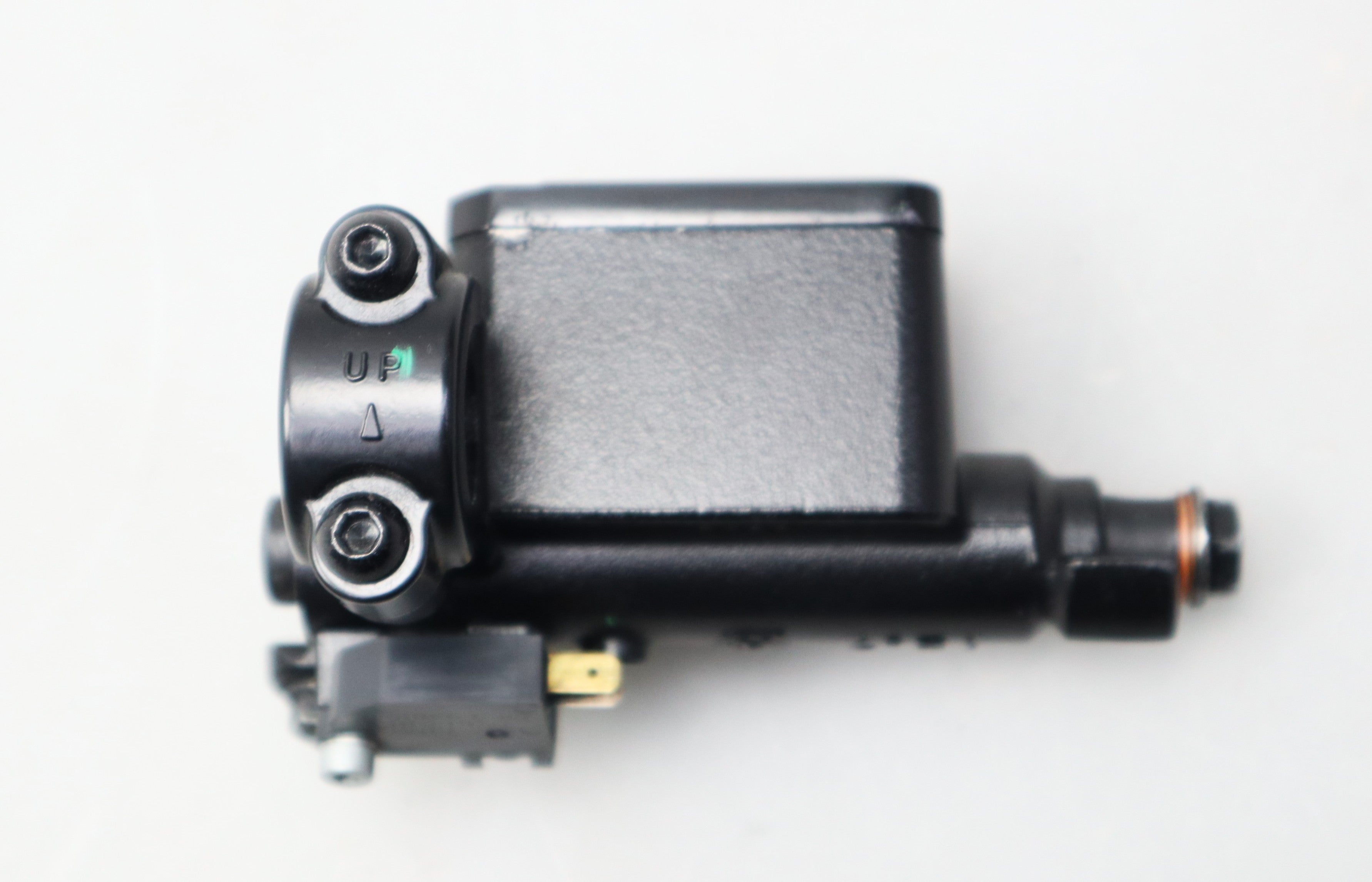 Bremspumpe links Bremszylinder CM305502 Brake Cylinder Piaggio Beverly 400 HPE 21-