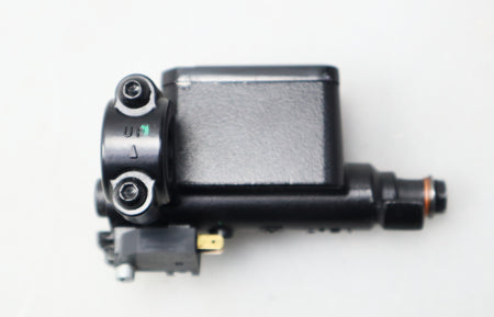 Bremspumpe links Bremszylinder CM305502 Brake Cylinder Piaggio Beverly 400 HPE 21-