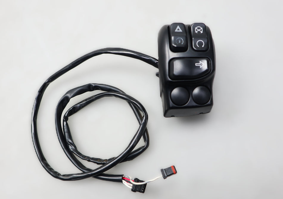 Lenkerschalter rechts Armatur 71500127C Switch Harley Touring Road King 2014-