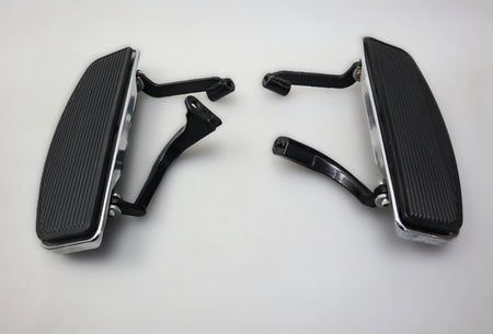 Trittbretter vorne Fußraste 50622-09A Footboard Harley Touring Road King Glide 2009-